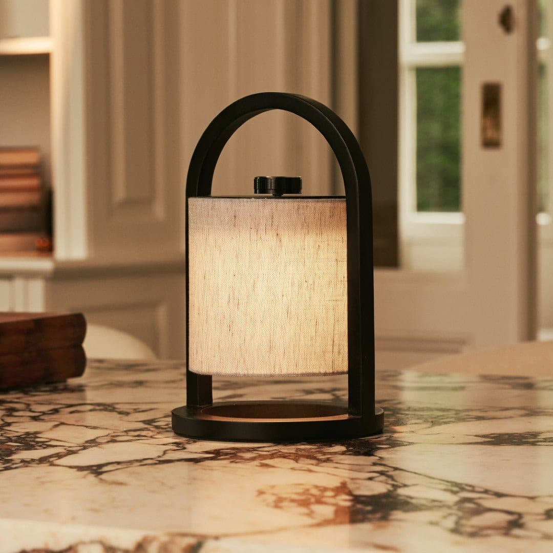 Lampe de table rechargeable Woodlesn River Black – Création neuve en bois durable et coton