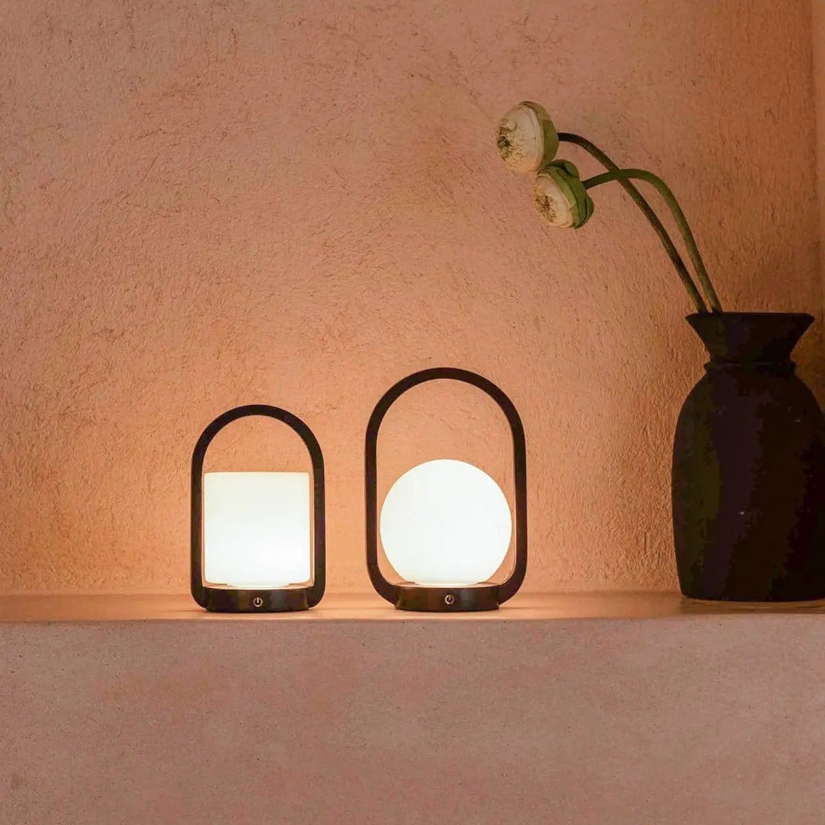 Lampe design Skye – Bois écologique et verre satiné, sans fil et neuve