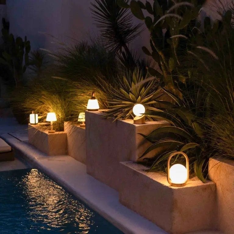 Lampe de table rechargeable Woodlesn River Black – Création neuve en bois durable et coton