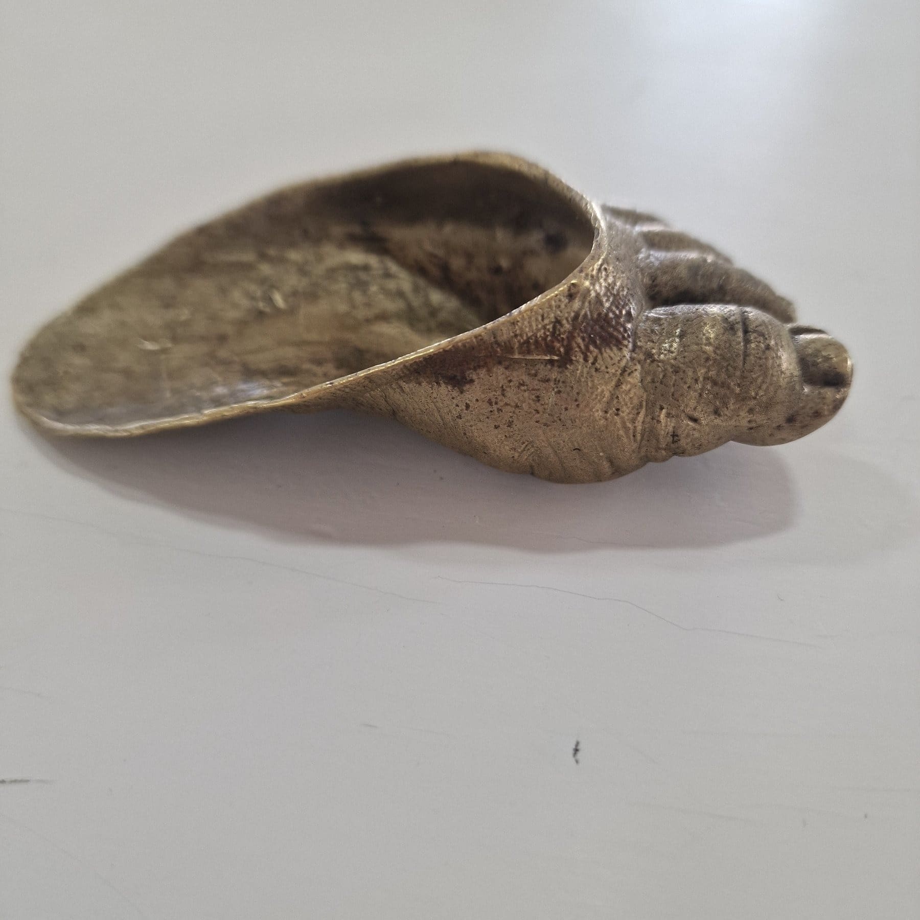 Claude Lalanne – Vide-poche « Pied d’enfant » en bronze doré, circa 1975