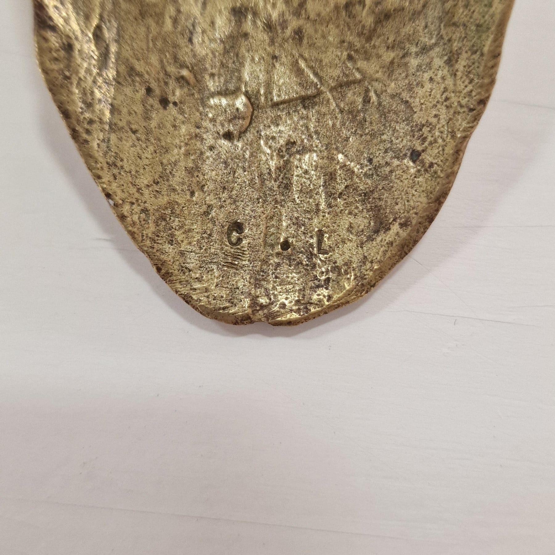 Claude Lalanne – Vide-poche « Pied d’enfant » en bronze doré, circa 1975