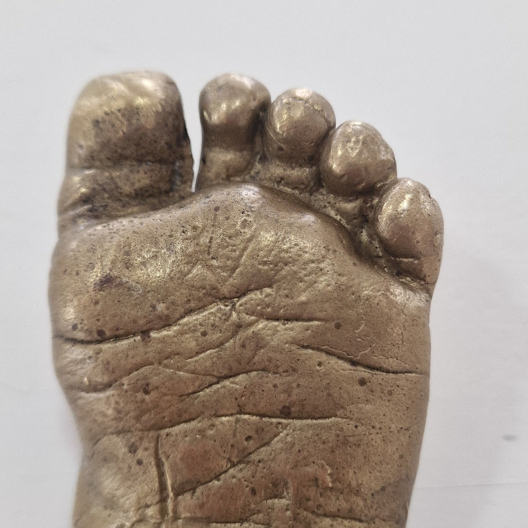 Claude Lalanne – Vide-poche « Pied d’enfant » en bronze doré, circa 1975