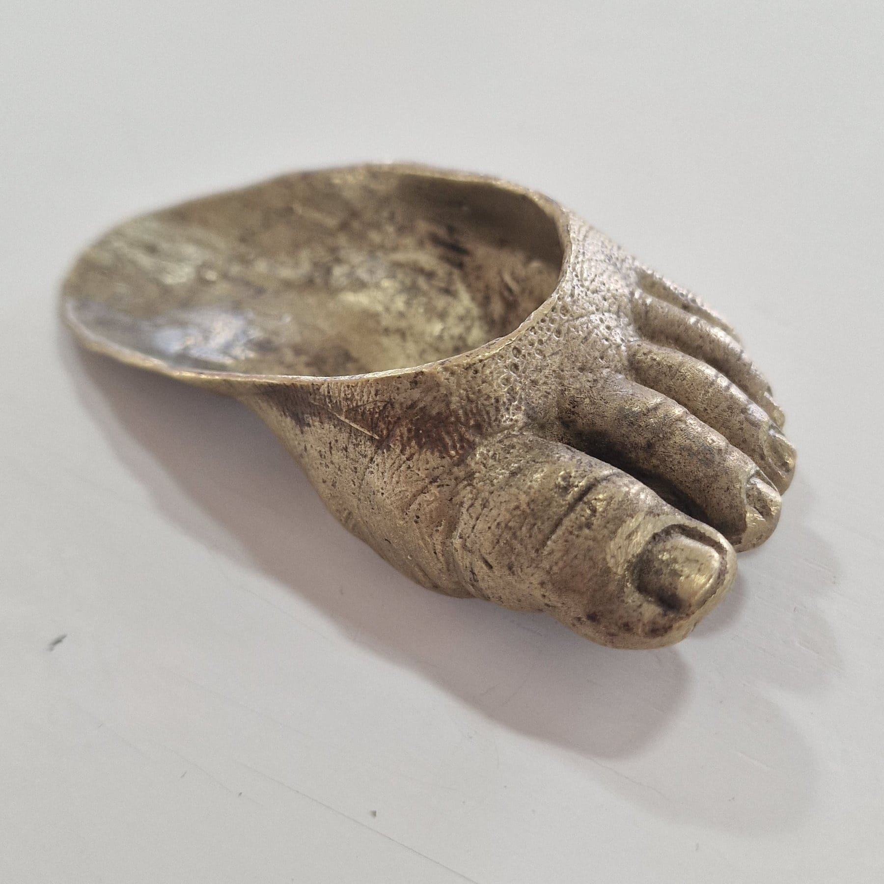 Claude Lalanne – Vide-poche « Pied d’enfant » en bronze doré, circa 1975