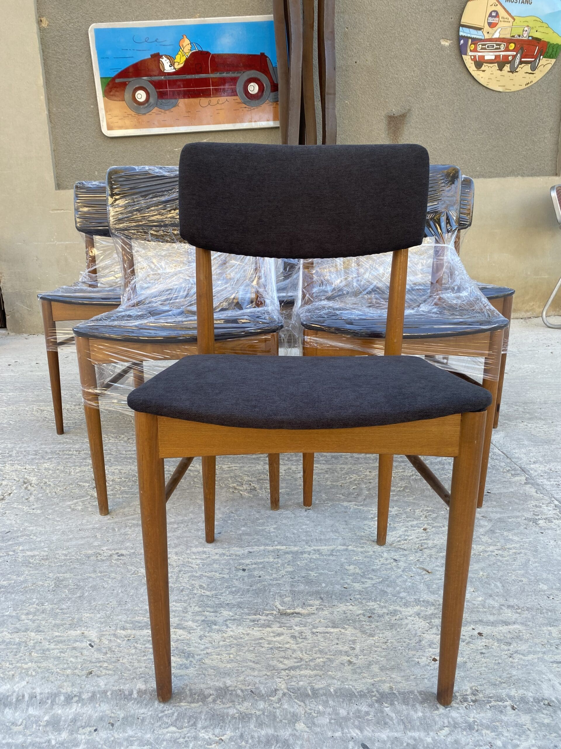 Ensemble de 6 chaises en acajou – Attribuées à Finn Juhl, design danois 1960
