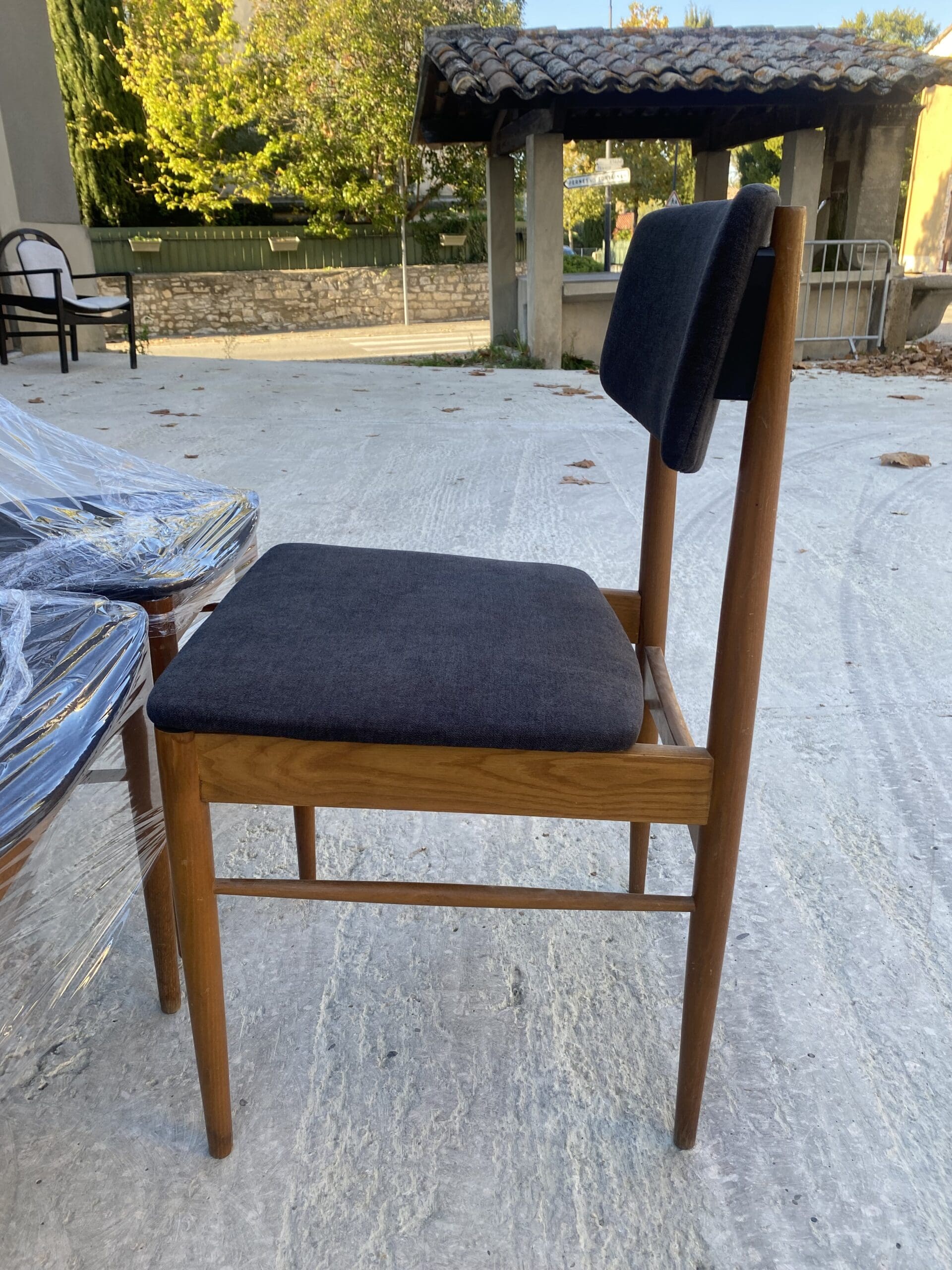 Ensemble de 6 chaises en acajou – Attribuées à Finn Juhl, design danois 1960