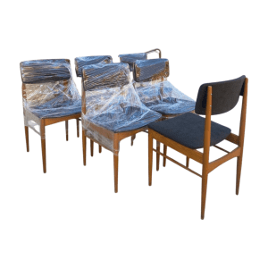 Ensemble de 6 chaises en acajou – Attribuées à Finn Juhl, design danois 1960