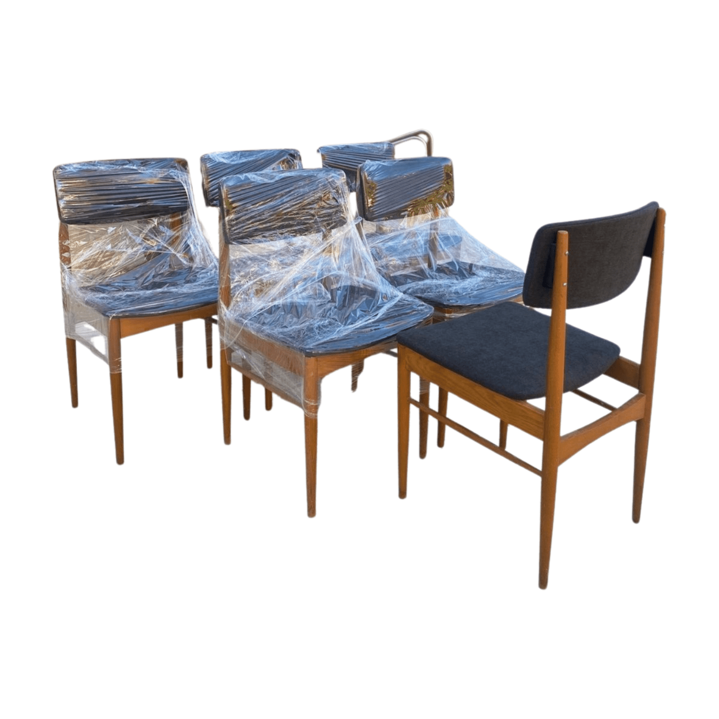 Ensemble de 6 chaises en acajou – Attribuées à Finn Juhl, design danois 1960