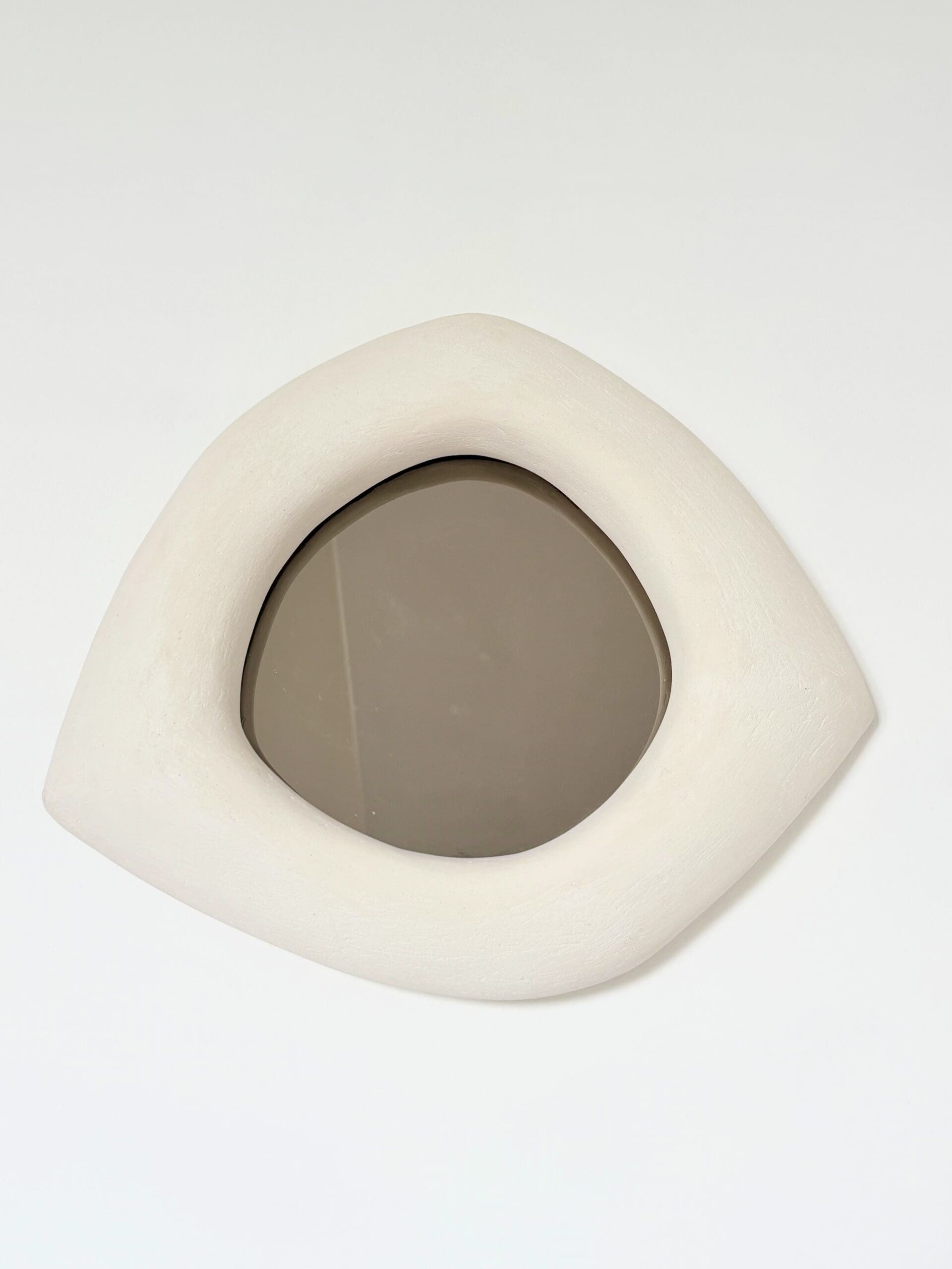 Miroir en céramique design “Infinito” – Renzo Maar, forme sculpturale orientable