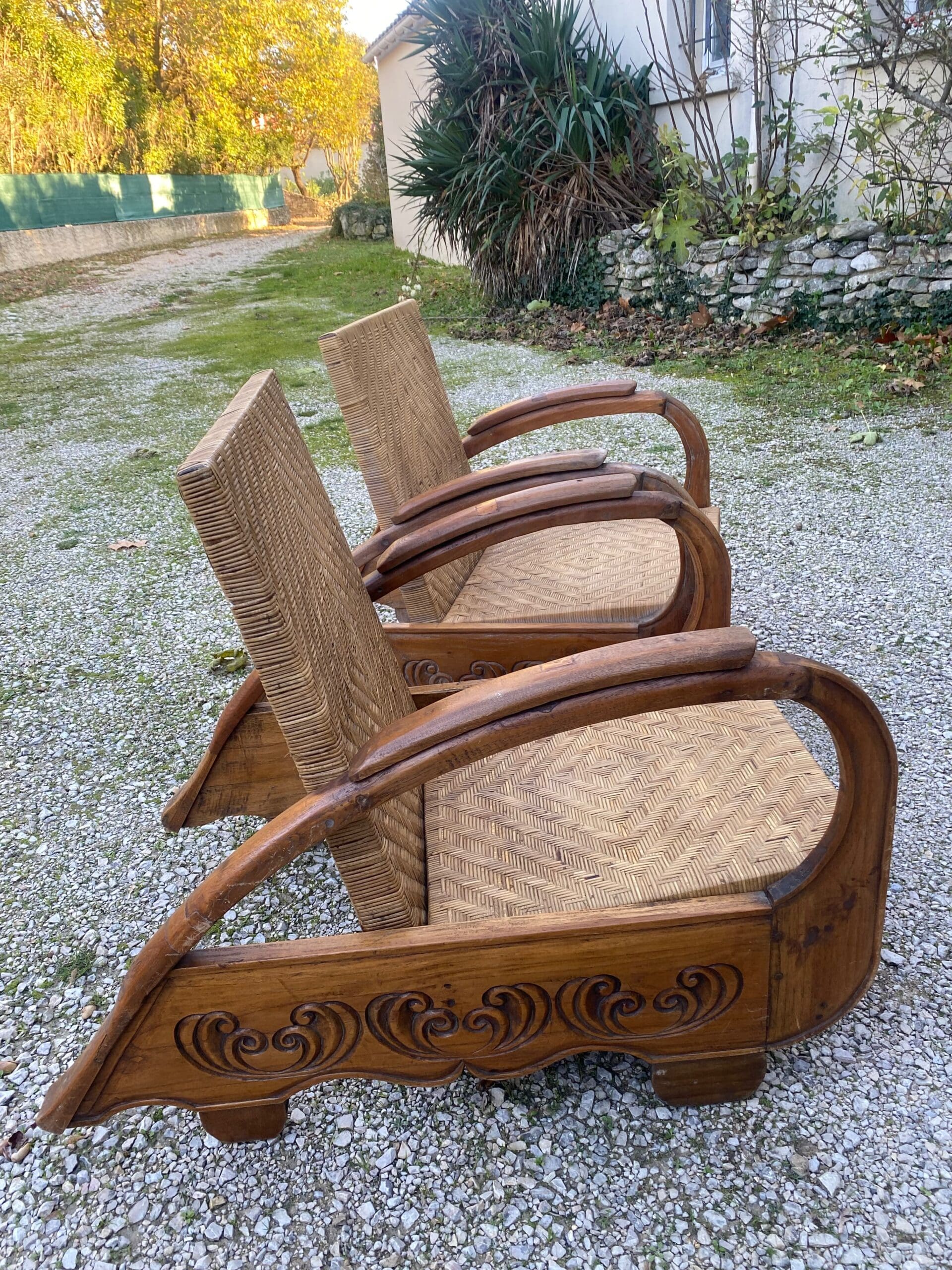 Paire de fauteuils art déco coloniaux en teck et rotin – circa 1940
