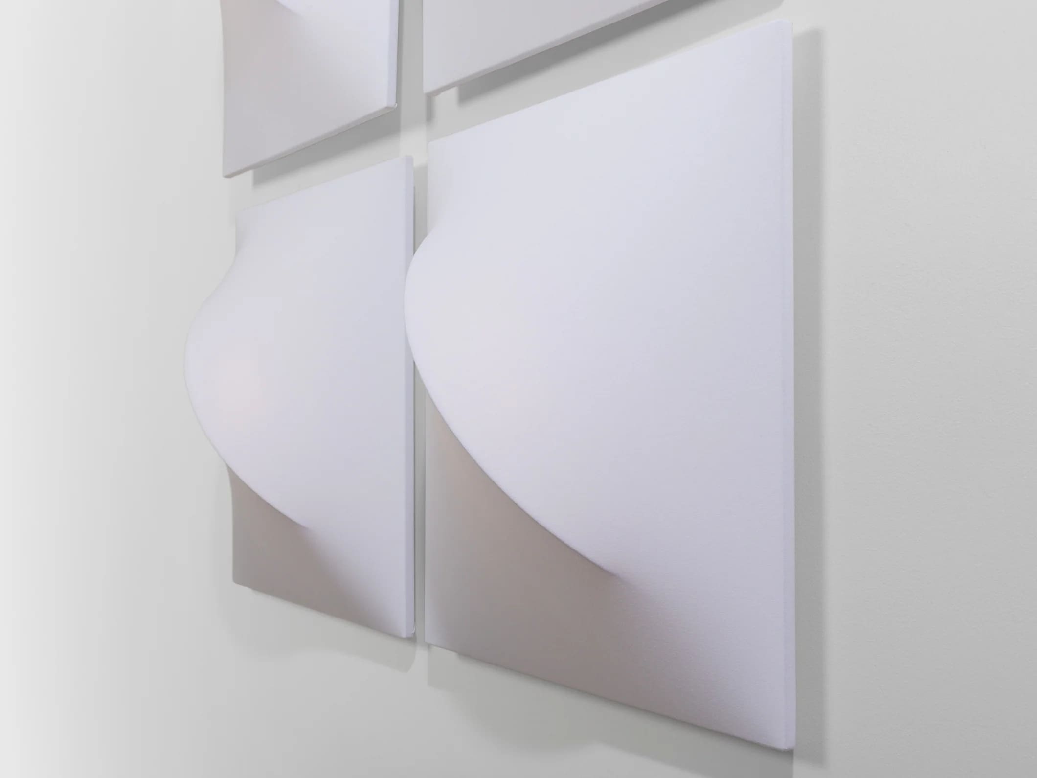 Set de six appliques Takahama Saori en tissu et métal – Sirrah, vers 1970