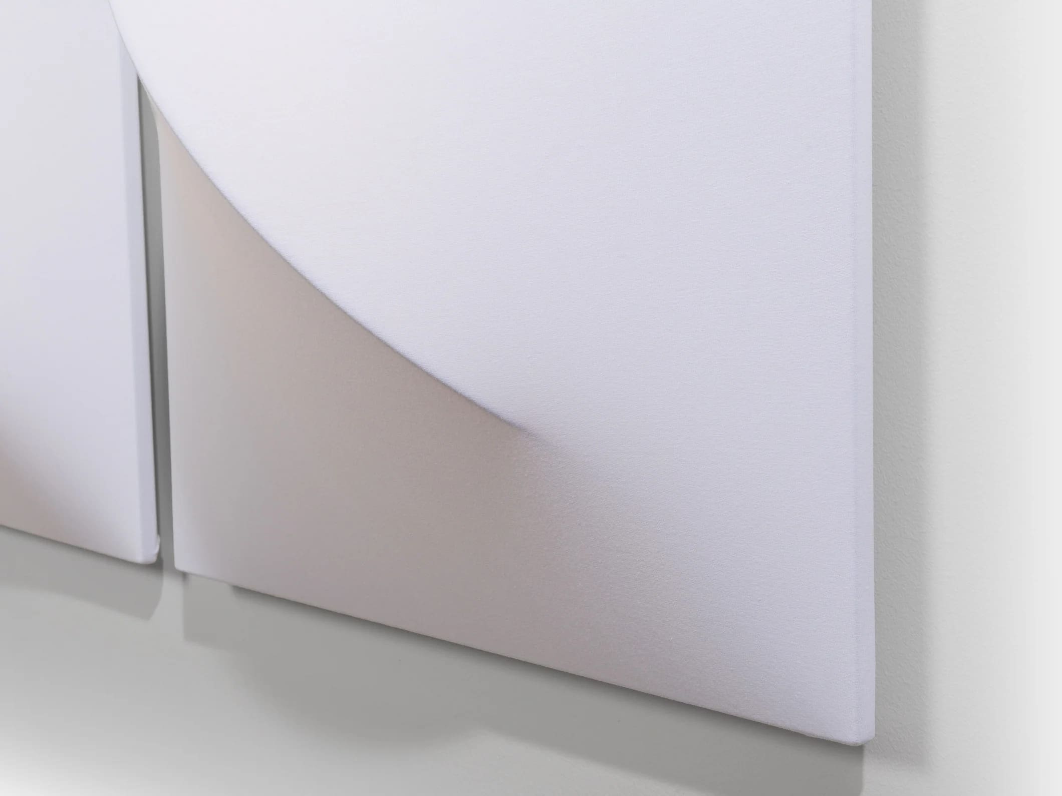 Set de six appliques Takahama Saori en tissu et métal – Sirrah, vers 1970